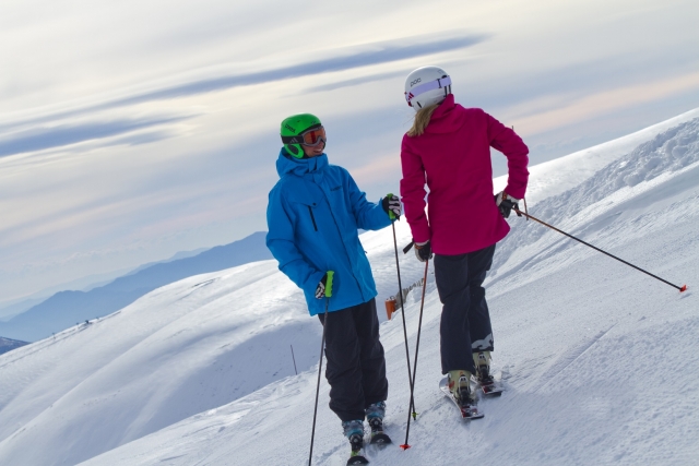 Charlando sobre la nieve